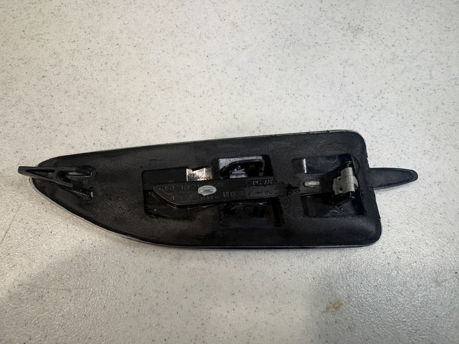 2017-2019 FORD ESCAPE FRONT RIGHT SIDE FENDER VENT TRIM GJ54-16C216-AC OEM