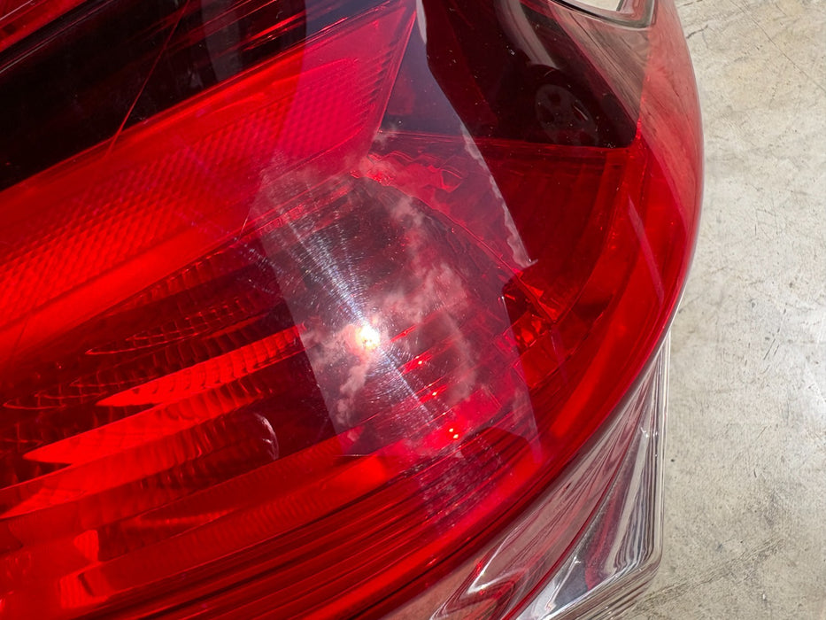 2018 2019 2020 Nissan Kicks Right Passenger Tail Light Assembly OEM
