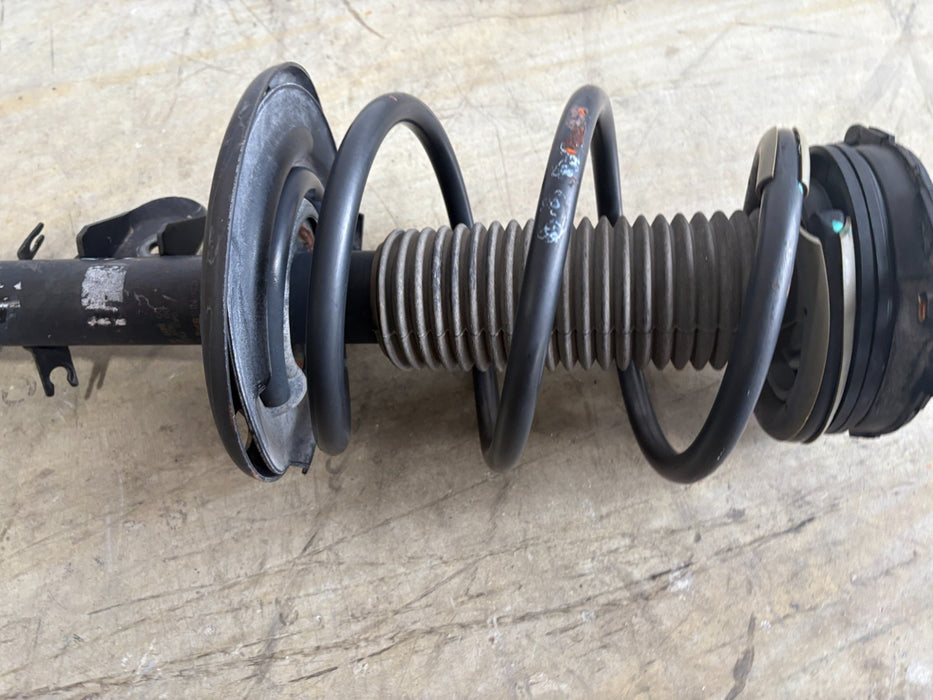 Front Right Complete Strut-Coil Spring For 2015-2024 Nissan Murano V6 3.5L, OEM