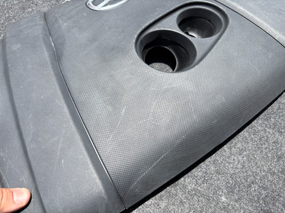 2014 - 2018 MAZDA 3 ENGINE COVER 2.0L SKYACTIV OEM