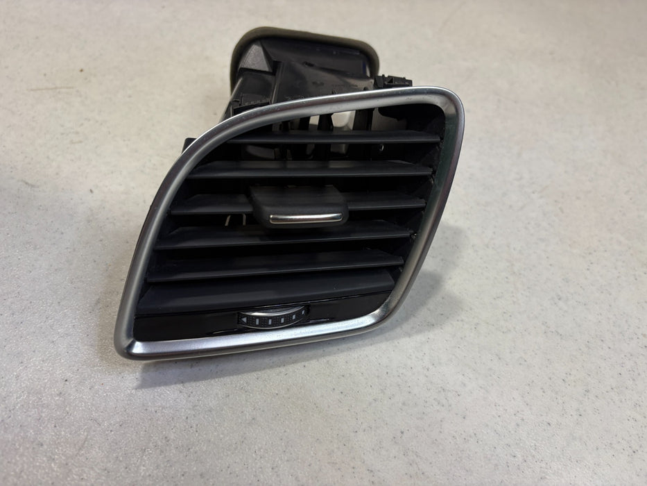 2015-2018 AUDI Q3 QUATTRO LEFT DASH AIR VENT 8U1820901E OEM