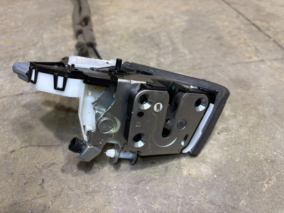 2017 - 2022 NISSAN ROGUE SPORT REAR RIGHT PASSENGER DOOR LOCK LATCH OEM