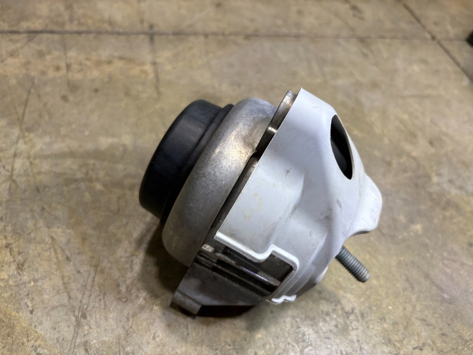 2011-2017 BMW X3 Engine Motor Right Side Mount 6785716-03 OEM