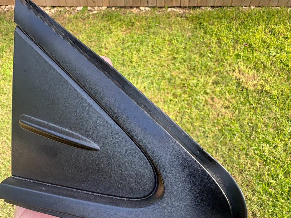 2019-2025 TOYOTA COROLLA FRONT RIGHT SIDE FENDER CORNER MOLDING 60117-12070 OEM