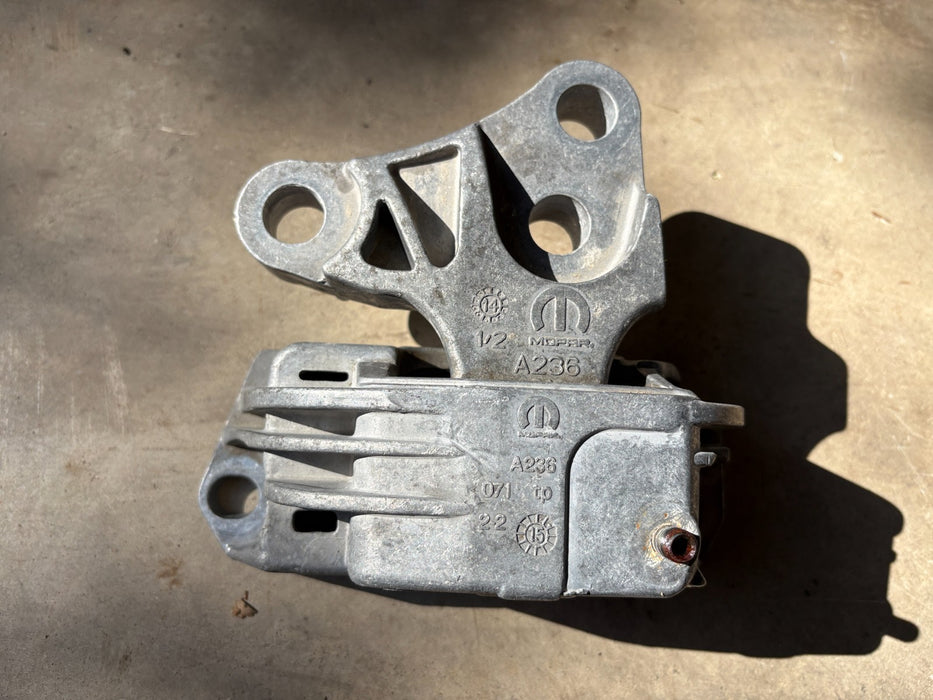 2015 - 2021 Jeep Renegade Left Engine Support Mount OEM