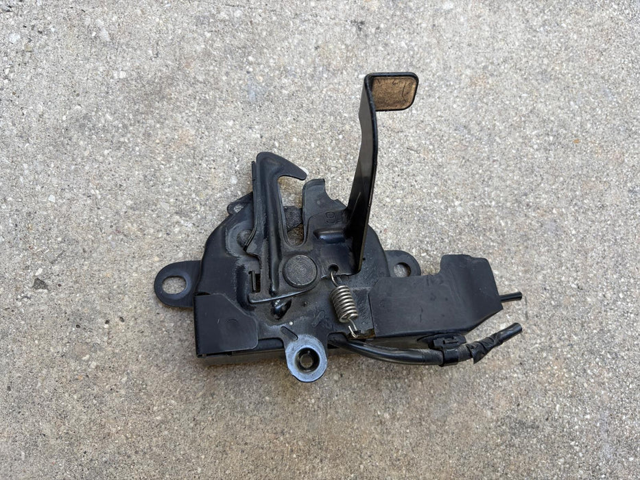 2013 - 2018 Lexus ES350 Hood Latch Assembly OEM