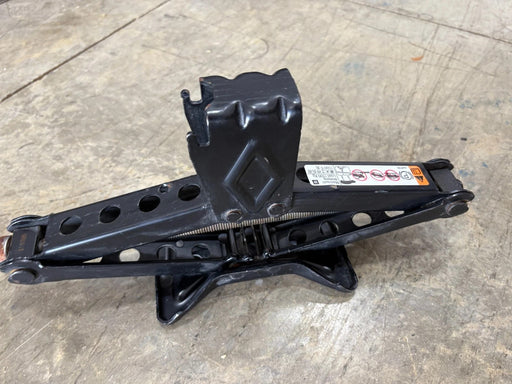 OEM, 2007-2017 GMC Acadia, Traverse Spare Tire Jack 1,590 Kg #23299199