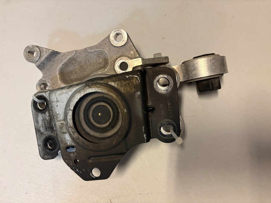 2015-2018 Ford Edge Transmission Upper Mount Support Bracket DP53-7M121-AC OEM