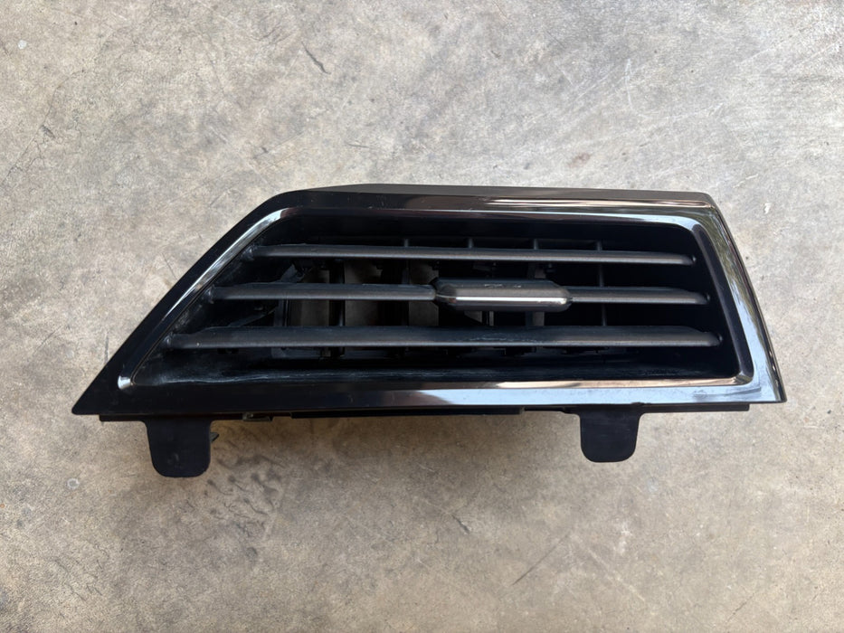 2019-2026 Volkswagen Jetta Outer Right Dash AC Air Vent Grille OEM