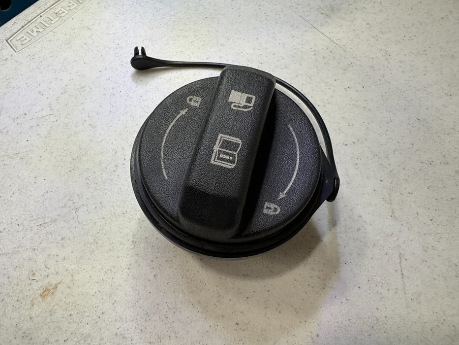 2017 - 2020 KIA RIO FUEL FILLER TANK CAP GAS LID OEM