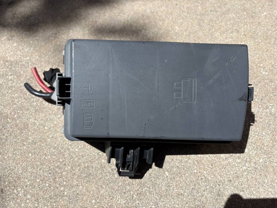 2019-2024 Volkswagen Jetta 1.4L Engine Fuse Box Assembly OEM