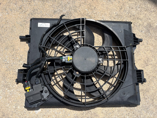 2018, 2019, 2020, 2021 Nissan Kicks 1.6L Radiator Fan Assembly OEM 21481-5RB0B