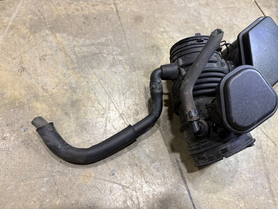 2013-2019 HYUNDAI SANTA FE 3.3 FWD ENGINE AIR CLEANER INTAKE HOSE TUBE PIPE OEM