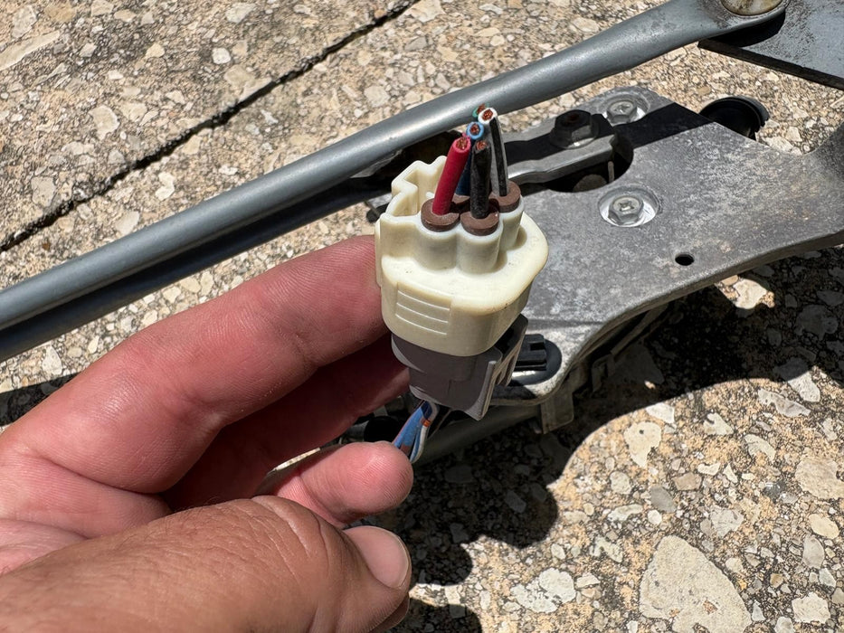 2009 - 2013 Toyota Corolla Windshield Wiper Motor OEM
