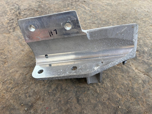 2016 - 2019 FORD EXPLORER LEFT LH TRANSMISSION MOUNT OEM FB53-6F020-C