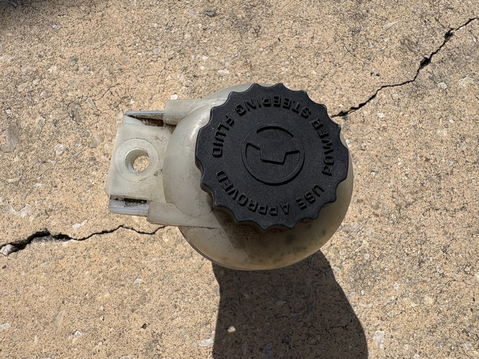 2007-2017 Jeep Patriot Power Steering Reservoir W Cap 2.0L OEM