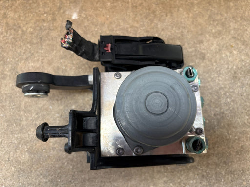 2019 - 2021 GMC Acadia ABS Anti Lock Brake Pump 84503307 84502696 OEM