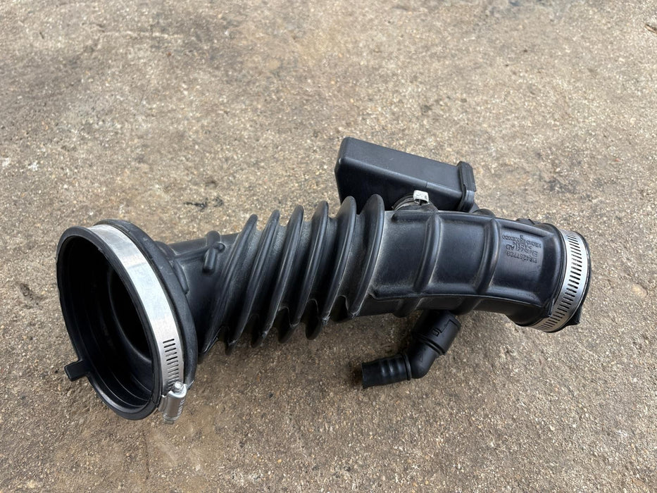 2016-2023 Chevrolet Malibu 1.5L Air Intake Hose Duct OEM 84257769