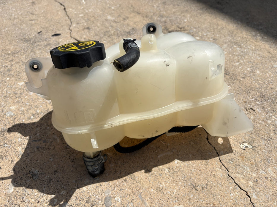 2019-2025 Chevy Silverado 2.7L Radiator Coolant Overflow Bottle Reservoir OEM