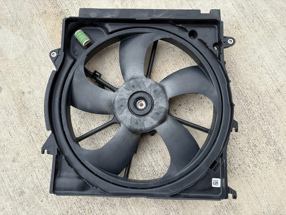 2018, 2019 Hyundai Sonata Sport 2.0L, Radiator Cooling Fan Motor & Shroud - OEM