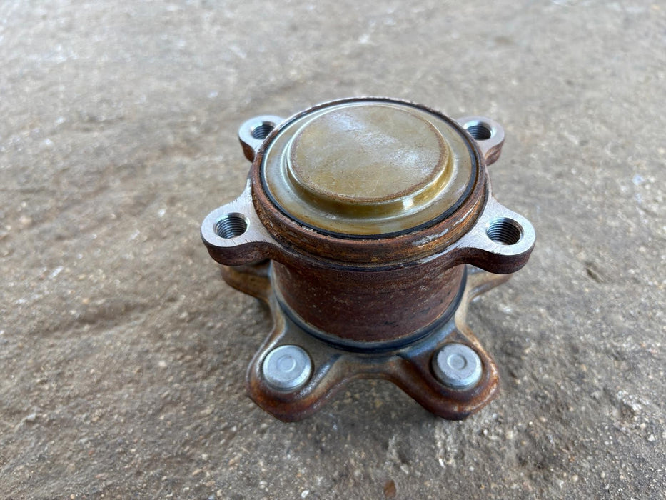 2021 - 2026 NISSAN ROGUE 1.5L REAR LEFT DRIVER SIDE WHEEL HUB BEARING OEM