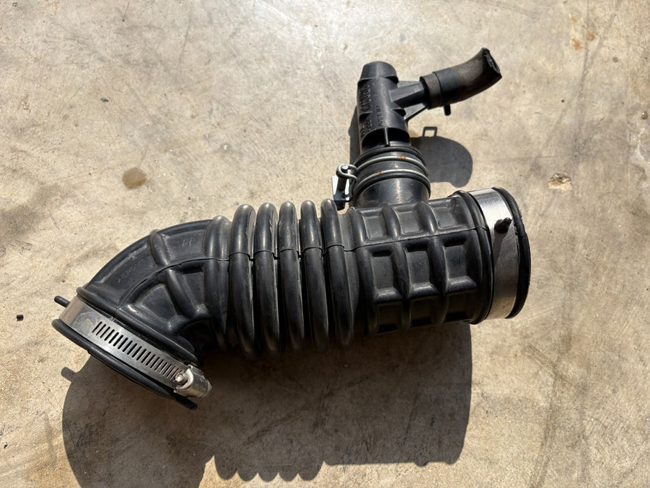 2013-2019 Nissan Sentra 1.8L Air Intake Hose Duct, OEM