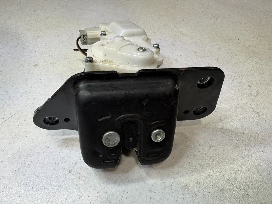 2014 - 2022 DODGE DURANGO TRUNK LIFTGATE LOCK LATCH ACTUATOR OEM