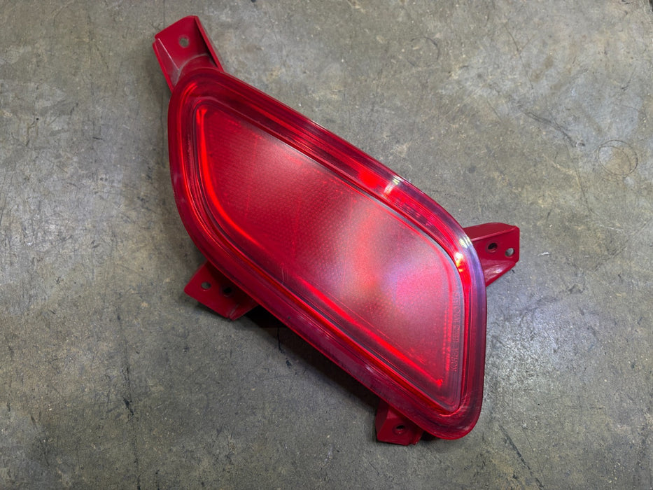 2011-2017 HYUNDAI VELOSTER RIGHT PASSENGER SIDE REFLECTOR OEM