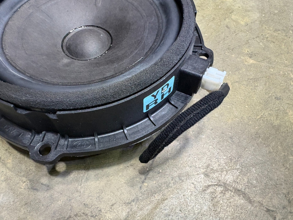 2017-2018 Kia Forte Forte5 Front Door Right Passenger Speaker #96340A7210 OEM