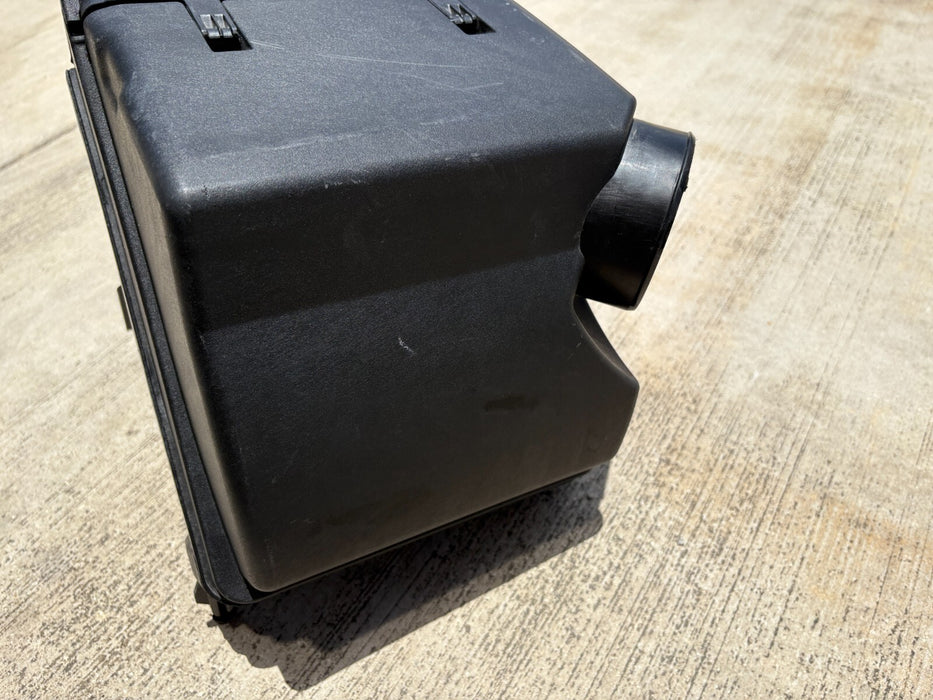 Genuine OEM, 2018-2019 Sonata 2.0, 2.4L Air Cleaner Housing Box #28110D4900