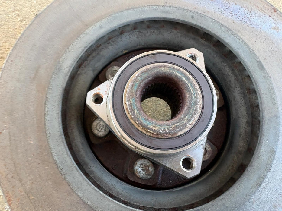 2018 - 2023 Chevrolet Traverse Front Left Wheel Hub Assembly With Brake Rotor