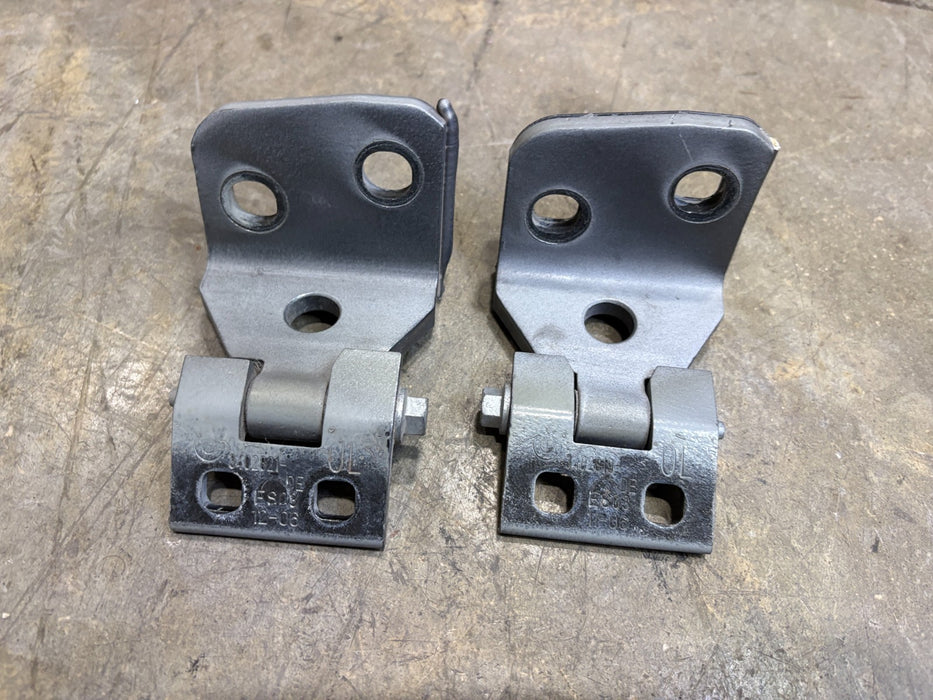 SET OF 2 2004-2010 BMW X3 FRONT LEFT DRIVER DOOR HINGE LOWER & UPPER OEM