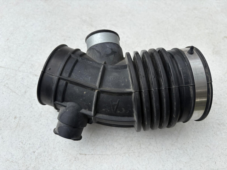 2014-2020 Nissan Rogue 2.5L Air Intake Cleaner Duct Hose Tube OEM