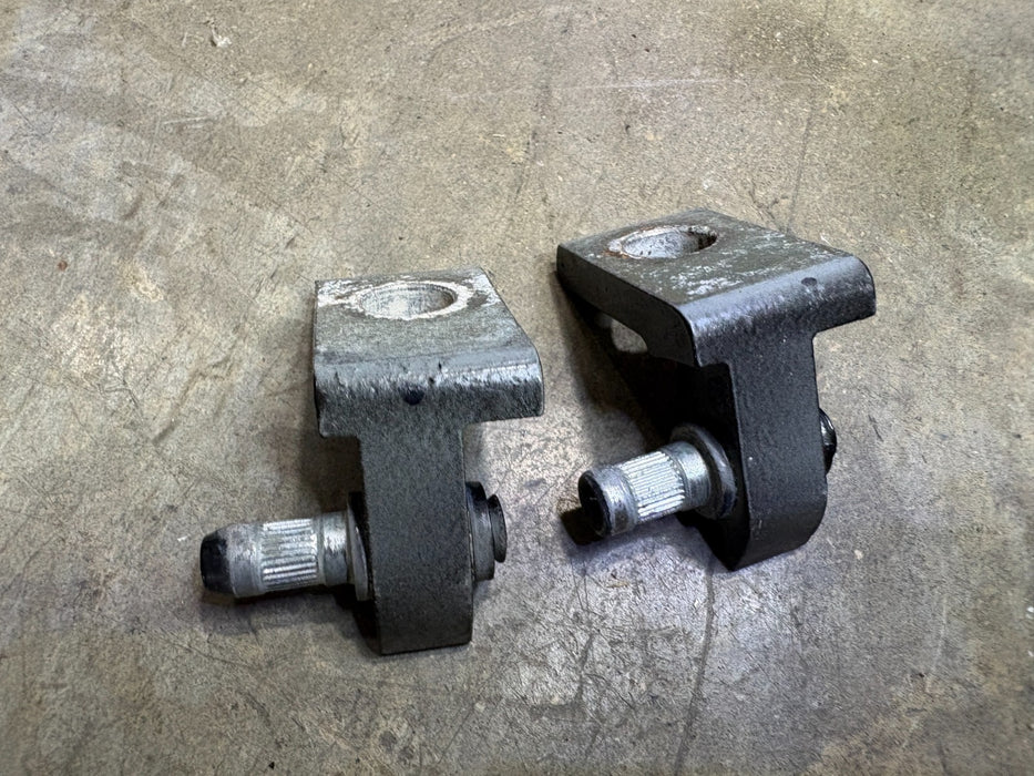 Set of 2 2012-2015 Volkswagen Passat Front Right Door Hinge Upper & Lower OEM
