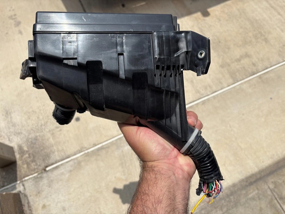 Honda HRV, HR-V Sport 1.8L Engine Fuse Box 2019 OEM, USA Market AT, AWD