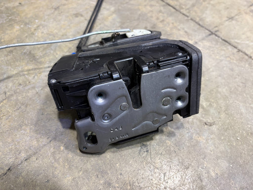 2017-2019 Chevrolet Volt Front Right Passenger Door Lock Latch Actuator OEM