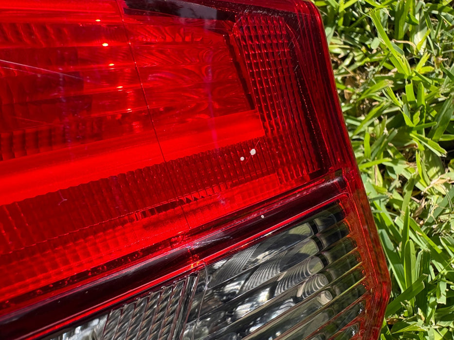 2018 2019 2020 Nissan Kicks Driver Left Tail Light Assembly OEM