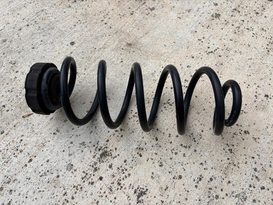 2013 - 2016 AUDI S4 REAR STANDARD SUSPSENSION COIL SPRING OEM