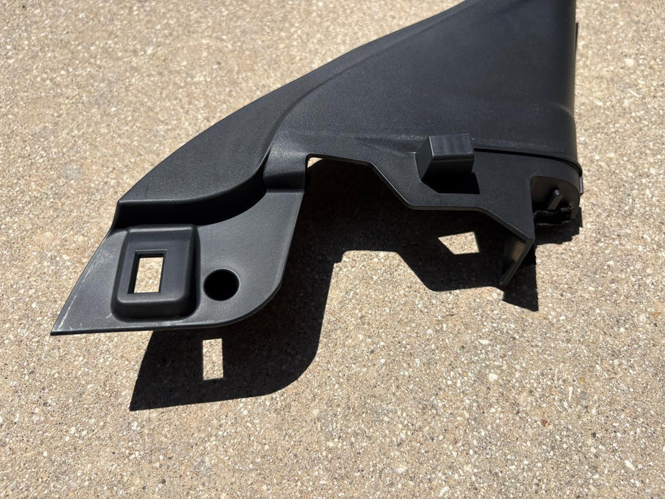 2009 - 2014 NISSAN MAXIMA RIGHT CORNER COVER TRIM 802929N00A OEM