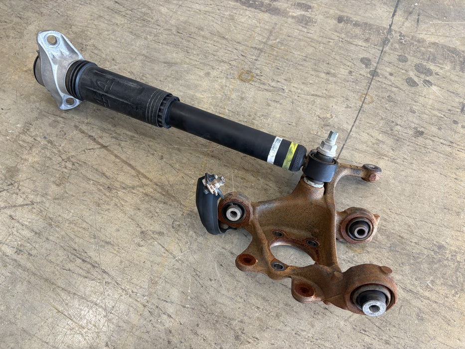 2020 2021 2022 Toyota Corolla Rear Left Driver Side Shock Absorber Strut OEM