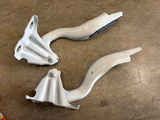 2015, 2016, 2017, 2018 Jeep Renegade Hood Hinge Set Left and Right, OEM