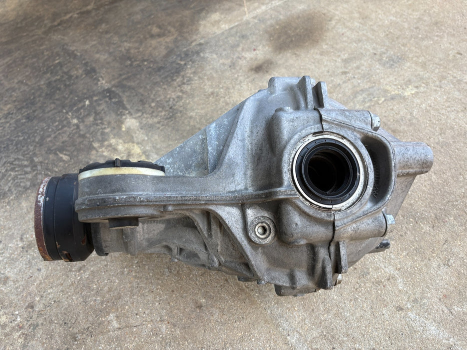 2018, 2019, 2020 JAGUAR F-PACE REAR AXLE DIFFERENTIAL OEM HK834A213CD