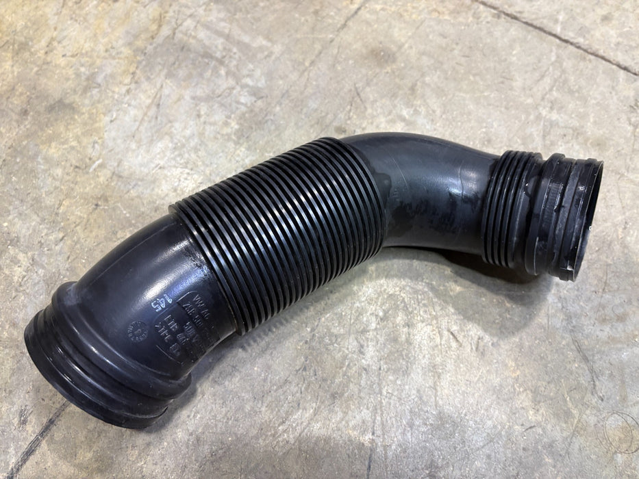 2017-2020 Audi A3 HOSE PIPE AIR INTAKE HOSE/PIPE 500129654