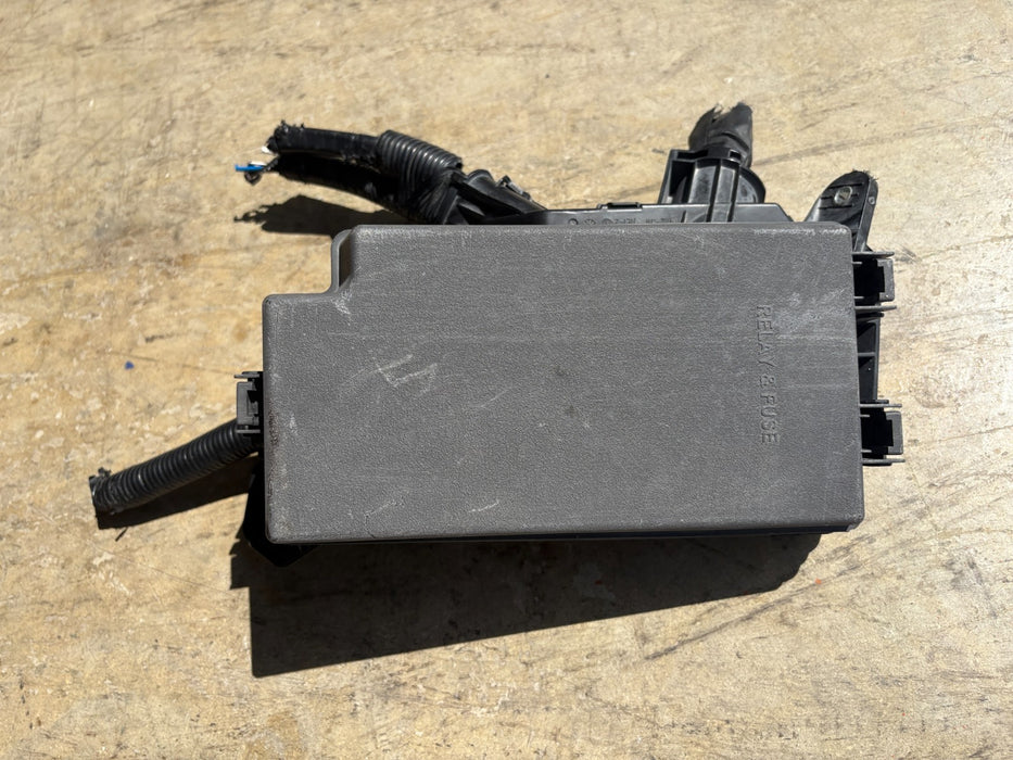 2021 Toyota Corolla 1.8L, Fuse Box Relay Module Fusebox OEM #82641-47050-A