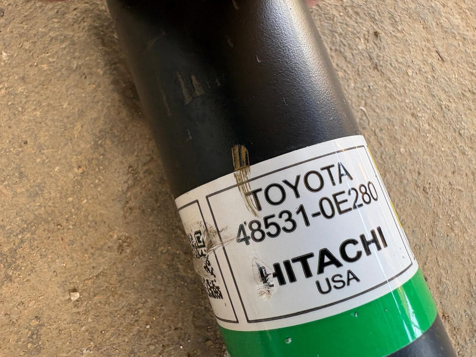 2015 - 2019 Toyota Highlander Rear Right Shock Absorber Strut OEM 48531-0E280