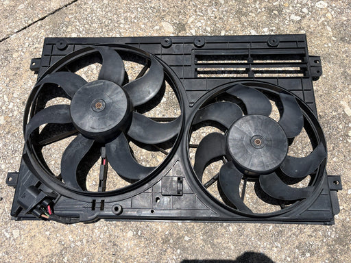 2009 - 2017 Volkswagen Cc Engine Radiator Cooling Fan Motor OEM