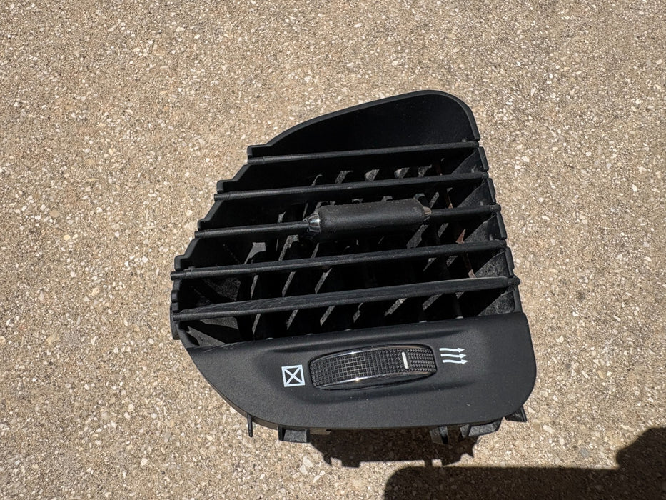 2015 - 2023  Jeep Renegade Dash Air Vent Left Driver OEM