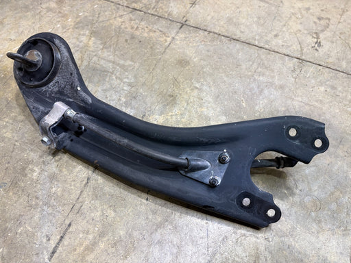 2012-2017 Hyundai Azera Rear Right Trailing Arm OEM