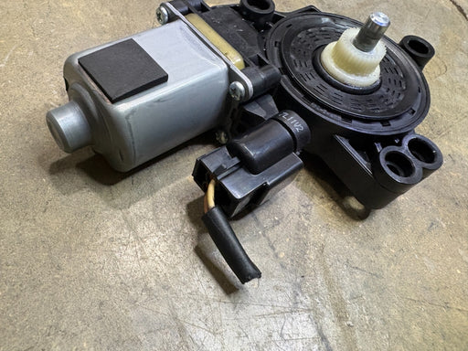 2014-2018 Kia Forte Power Window Motor Passenger Side Rear RH OEM