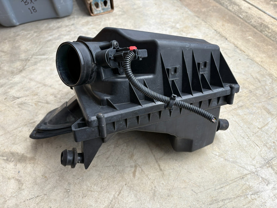 2011-2014 Chevrolet Cruze Air Cleaner Intake Filter Housing Box Assembly, OEM
